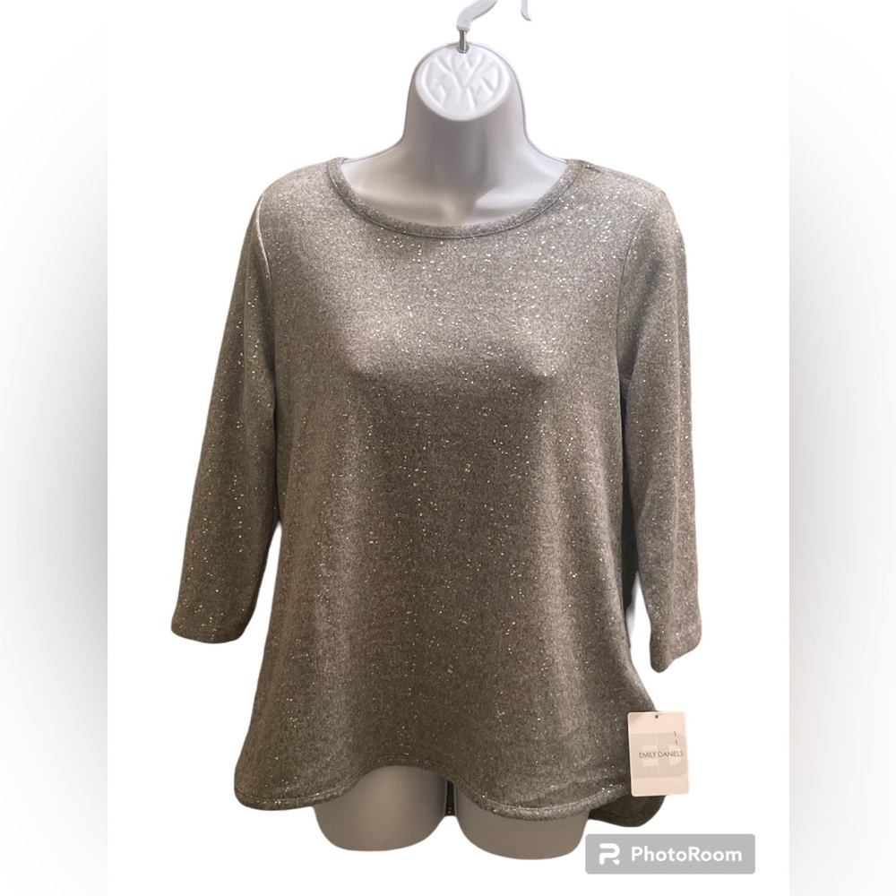 Emily Daniels Silver 3/4‎ Sleeve Scoop Neck Top
